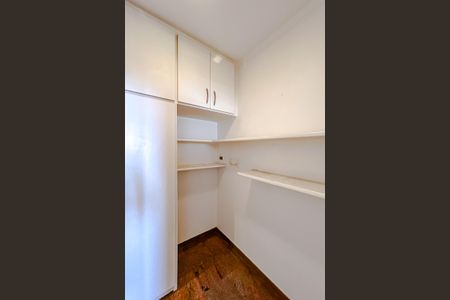 Apartamento para alugar com 191m², 4 quartos e 3 vagasQuarto de Serviço