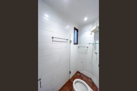 Apartamento para alugar com 191m², 4 quartos e 3 vagasBanheiro de serviço