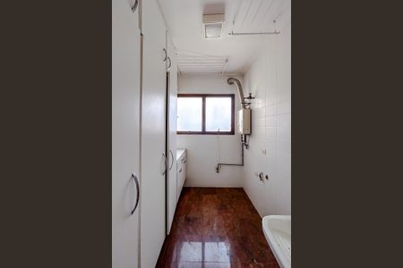 Apartamento para alugar com 191m², 4 quartos e 3 vagasÁrea de Serviço