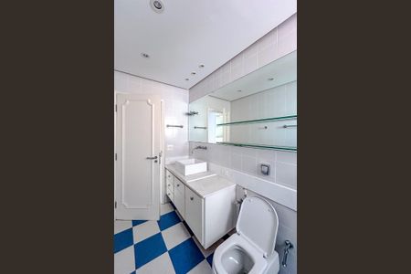 Apartamento para alugar com 191m², 4 quartos e 3 vagasBanheiro da Suíte 3