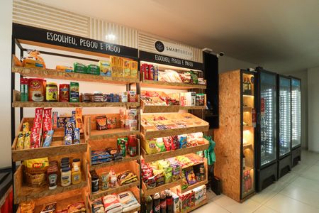 Apartamento à venda com 246m², 4 quartos e 5 vagasPiscina