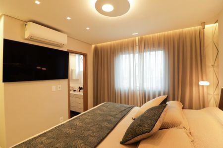 Apartamento à venda com 246m², 4 quartos e 5 vagasSuíte 3