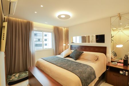 Apartamento à venda com 246m², 4 quartos e 5 vagasSuíte 3