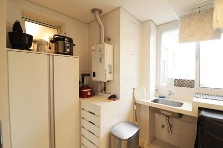 Apartamento à venda com 246m², 4 quartos e 5 vagasÁrea de Serviço e Banheiro de Serviço