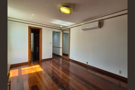 Apartamento à venda com 382m², 4 quartos e 3 vagasQuarto 4