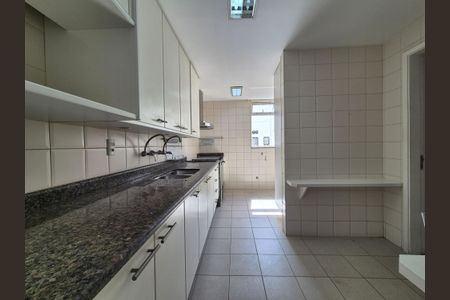 Apartamento à venda com 382m², 4 quartos e 3 vagasCozinha 