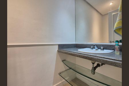 Apartamento à venda com 382m², 4 quartos e 3 vagasLavabo 