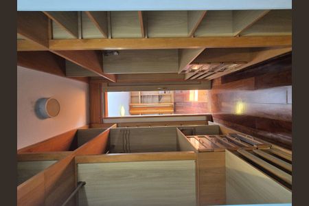 Apartamento à venda com 382m², 4 quartos e 3 vagasCloset 