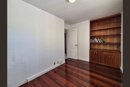 Apartamento à venda com 382m², 4 quartos e 3 vagasQuarto 3