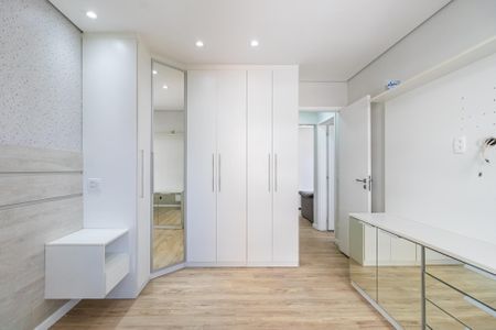 Apartamento para alugar com 64m², 2 quartos e 2 vagasSuíte
