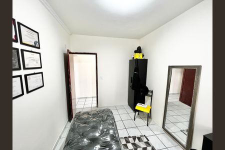Casa à venda com 171m², 5 quartos e 2 vagas Casa à venda com 171m², 5 quartos e 2 vagasQuarto 3