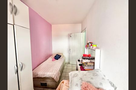 Casa à venda com 171m², 5 quartos e 2 vagas Casa à venda com 171m², 5 quartos e 2 vagasQuarto 5