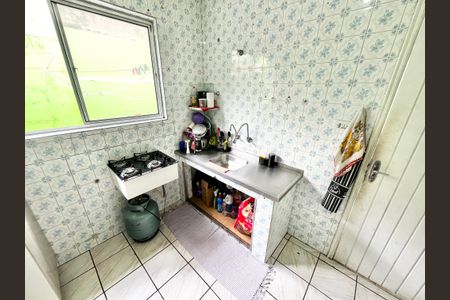 Casa à venda com 171m², 5 quartos e 2 vagas Casa à venda com 171m², 5 quartos e 2 vagasCozinha