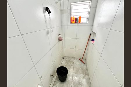 Casa à venda com 171m², 5 quartos e 2 vagas Casa à venda com 171m², 5 quartos e 2 vagasBanheiro da Suíte