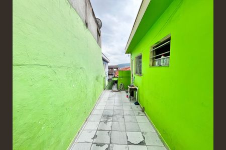 Casa à venda com 171m², 5 quartos e 2 vagas Casa à venda com 171m², 5 quartos e 2 vagasQuintal 2