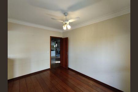 Apartamento à venda com 216m², 4 quartos e 3 vagasSala 