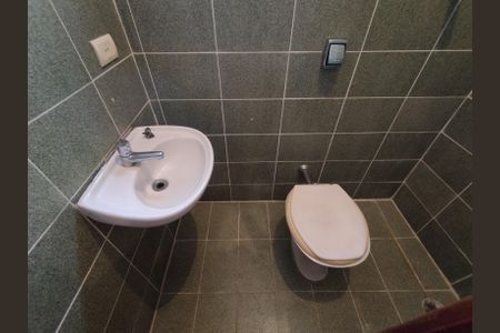 Apartamento à venda com 216m², 4 quartos e 3 vagasBanheiro - torneira