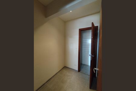 Apartamento à venda com 216m², 4 quartos e 3 vagasQuarto de Serviço