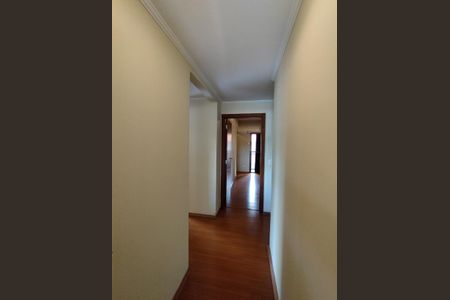 Apartamento à venda com 216m², 4 quartos e 3 vagasCorredor 
