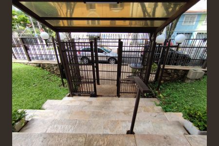 Apartamento à venda com 216m², 4 quartos e 3 vagasEntrada 