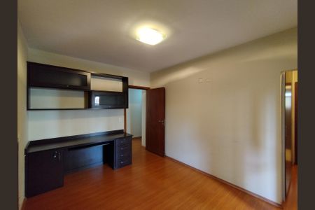 Apartamento à venda com 216m², 4 quartos e 3 vagasSuíte 