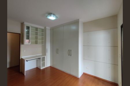 Apartamento à venda com 216m², 4 quartos e 3 vagasSuíte 