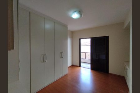 Apartamento à venda com 216m², 4 quartos e 3 vagasSuíte 