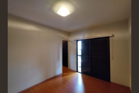 Apartamento à venda com 216m², 4 quartos e 3 vagasSuíte 