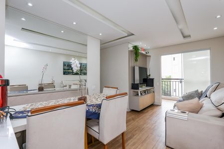 Sala de apartamento à venda com 3 quartos, 64m² em Jardim Monte Kemel, São Paulo