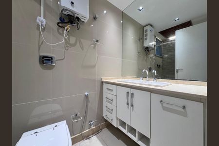 Apartamento para alugar com 98m², 3 quartos e 2 vagasSuíte - Banheiro