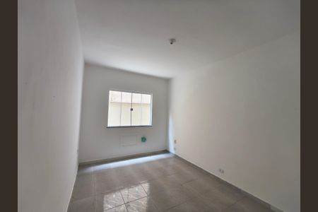Casa para alugar com 70m², 1 quarto e sem vaga
