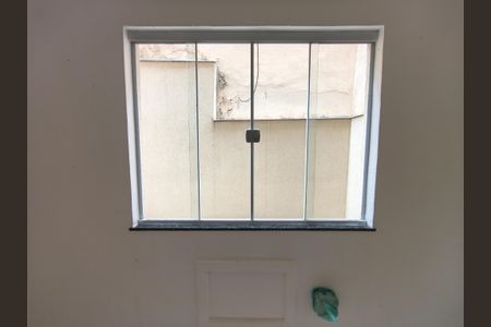 Casa para alugar com 70m², 1 quarto e sem vaga