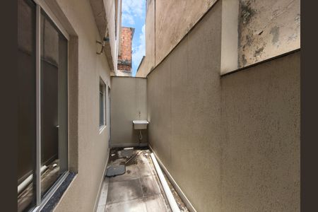 Casa para alugar com 70m², 1 quarto e sem vaga