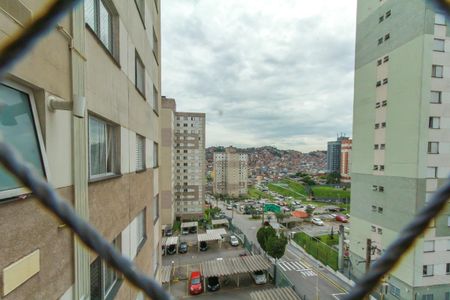 Apartamento para alugar com 50m², 2 quartos e 2 vagasVista da Cozinha e Área de Serviço