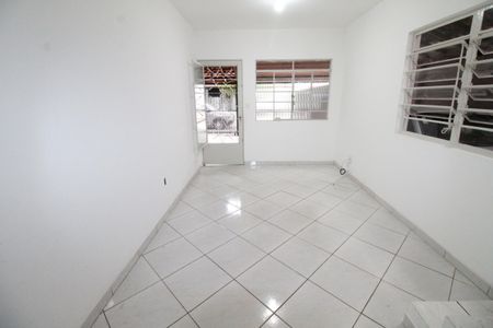 Sala 1 de casa para alugar com 3 quartos, 289m² em Jardim Satélite, São José dos Campos