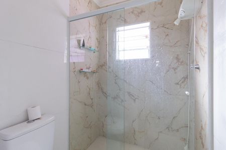 Banheiro de casa à venda com 2 quartos, 50m² em Vila Santa Catarina, Osasco