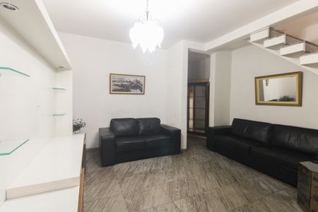 Sala  de casa para alugar com 2 quartos, 110m² em Vila Nova Savoia, São Paulo