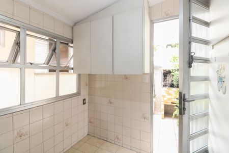 Casa à venda com 110m², 2 quartos e 2 vagasÁrea de Serviço 