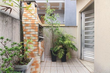 Casa à venda com 110m², 2 quartos e 2 vagasChurrasqueira 