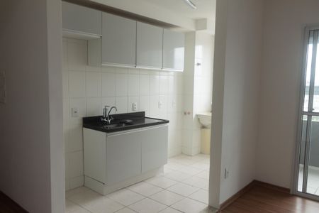 Cozinha e Área de Serviço de apartamento à venda com 2 quartos, 50m² em Vila Metalúrgica, São Paulo