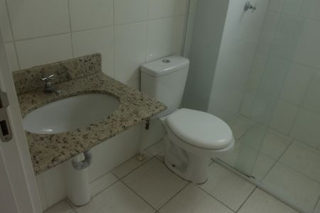 Banheiro de apartamento à venda com 2 quartos, 50m² em Vila Metalúrgica, São Paulo