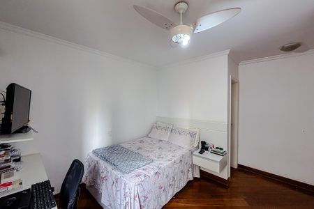 Apartamento à venda com 137m², 4 quartos e 3 vagasQuarto 3 - Suíte