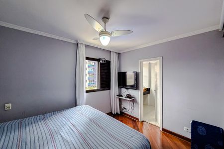 Apartamento à venda com 137m², 4 quartos e 3 vagasQuarto 4 - Suíte