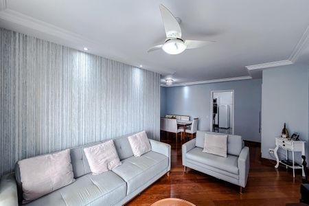 Apartamento à venda com 137m², 4 quartos e 3 vagasSala