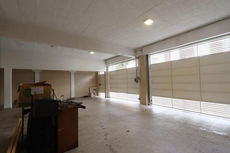 Casa para alugar com 360m², 2 quartos e 4 vagasGaragem