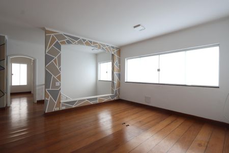 Casa para alugar com 360m², 2 quartos e 4 vagasSala do Mezzanino