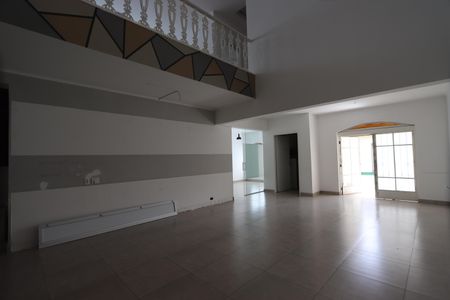 Sala 1 de casa para alugar com 2 quartos, 360m² em Vila Alpina, São Paulo