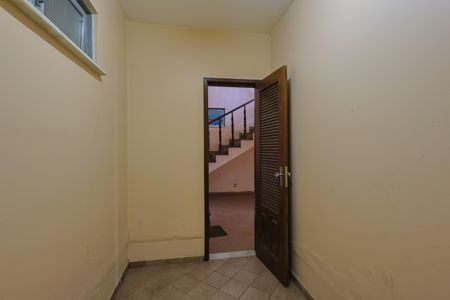 Casa para alugar com 484m², 3 quartos e 4 vagasEscritório