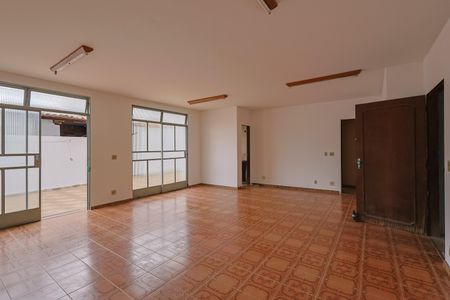 Casa para alugar com 484m², 3 quartos e 4 vagasSala 4