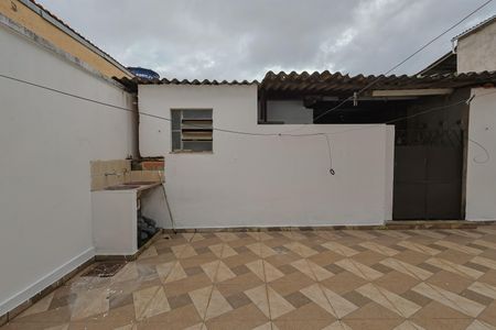 Casa para alugar com 484m², 3 quartos e 4 vagasQuintal